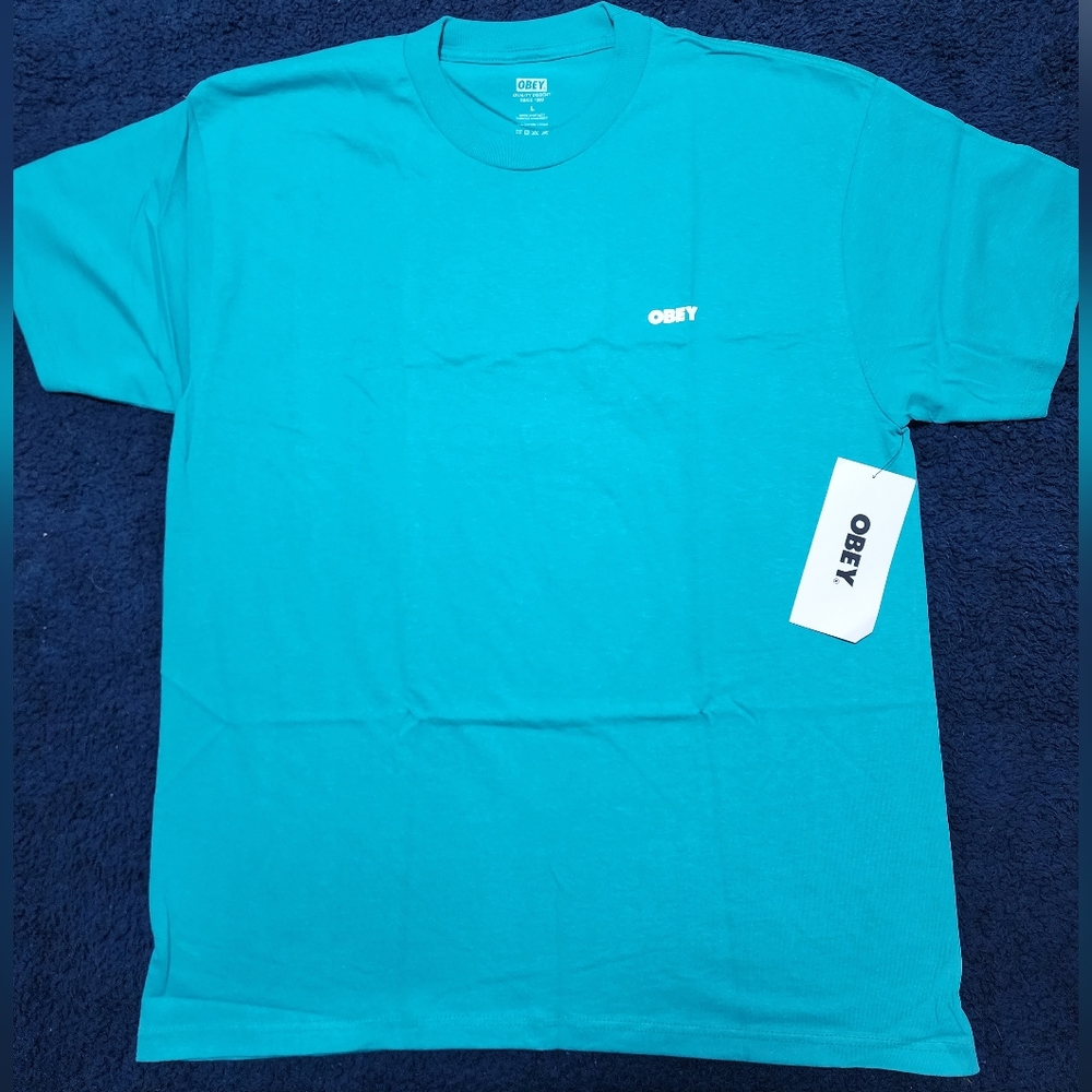 OBEY T-shirt
